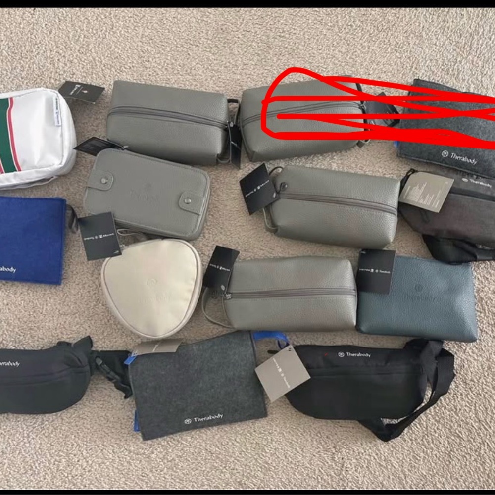 12 pc New United Polaris amenity kit Therabody travel bag skin care set business